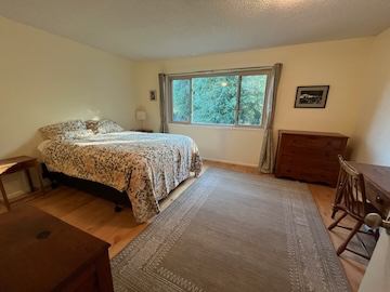 1421 Elm Dr - Photo 2 of 19