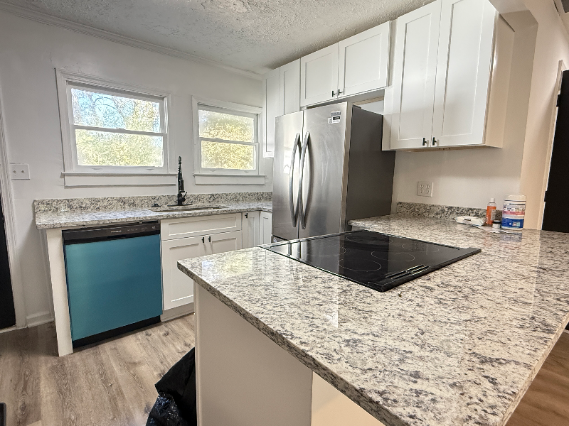 2160 Dowdell Dr - Photo 7 of 18