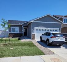 featured image of 5212 Crested Hill