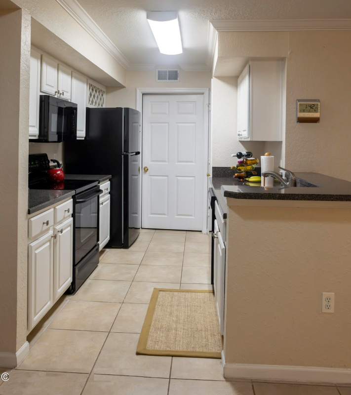 700 Boardwalk Dr #715 - Photo 5 of 20