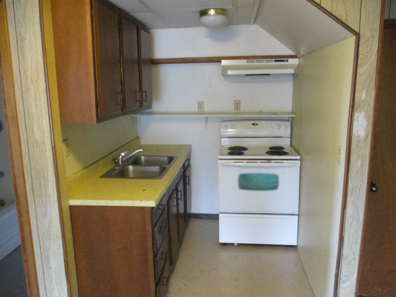 512 9th St N #512 - Photo 3 of 5