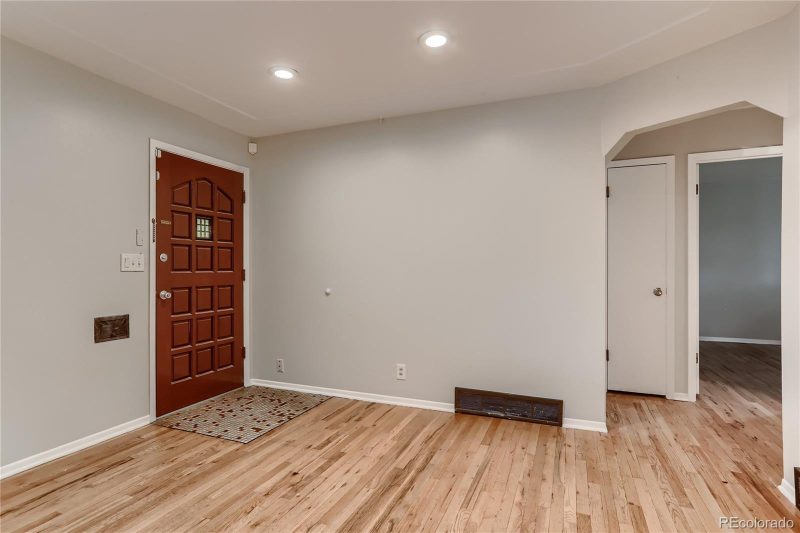 6470 Olive St - Photo 2 of 15