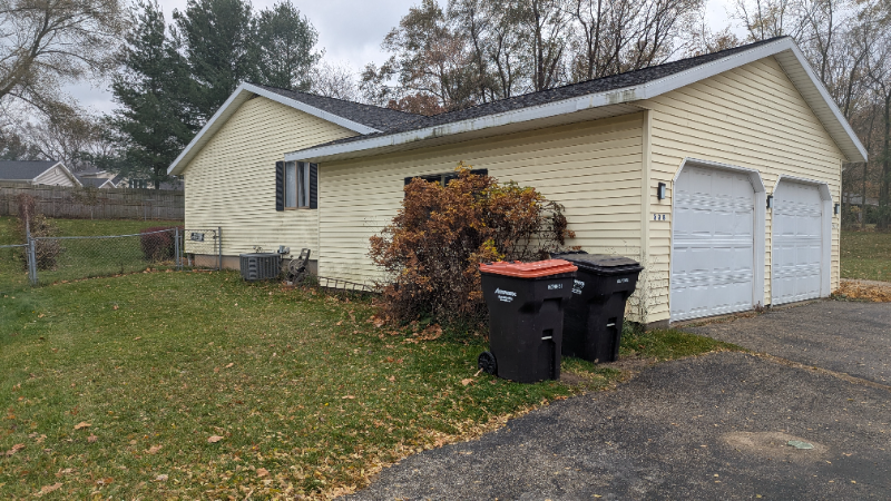 538 4 Mile Road Northwest - Photo 2 of 37