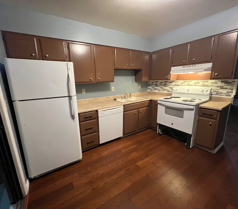 44 Royal Crest Drive #A - Photo 2 of 8