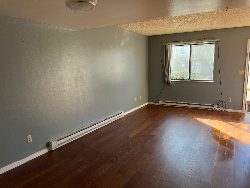 44 Royal Crest Drive #A - Photo 3 of 8