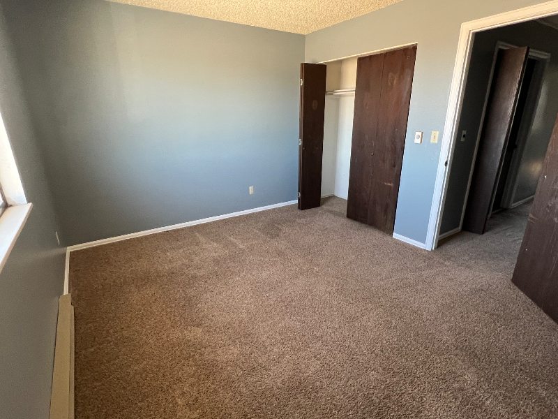 44 Royal Crest Drive #A - Photo 6 of 8