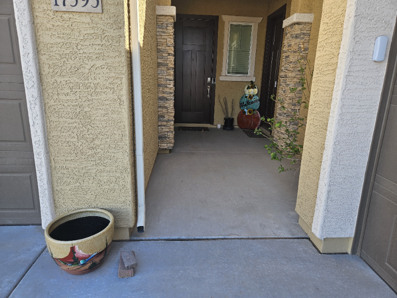 17593 W Victory St - Photo 3 of 13