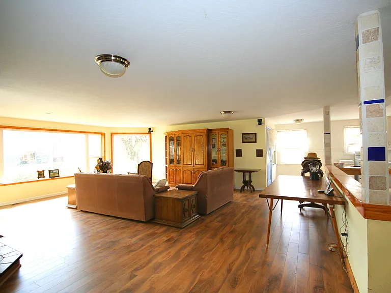 734 Powell Creek Road - Photo 3 of 11