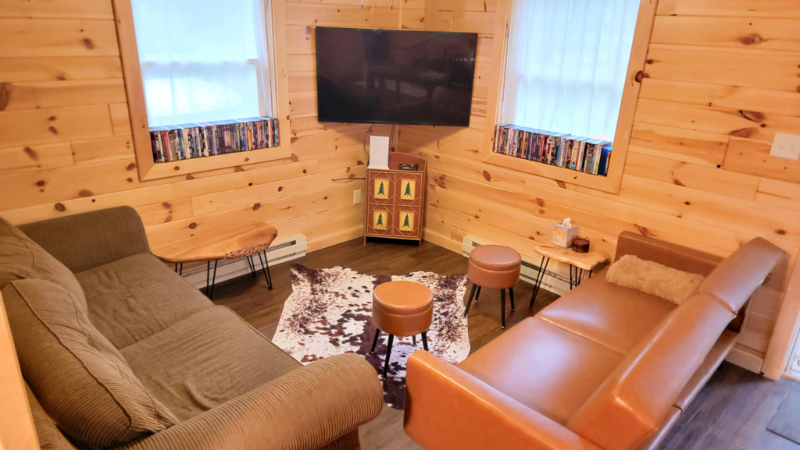 10811 E North Down River Rd - Photo 6 of 10