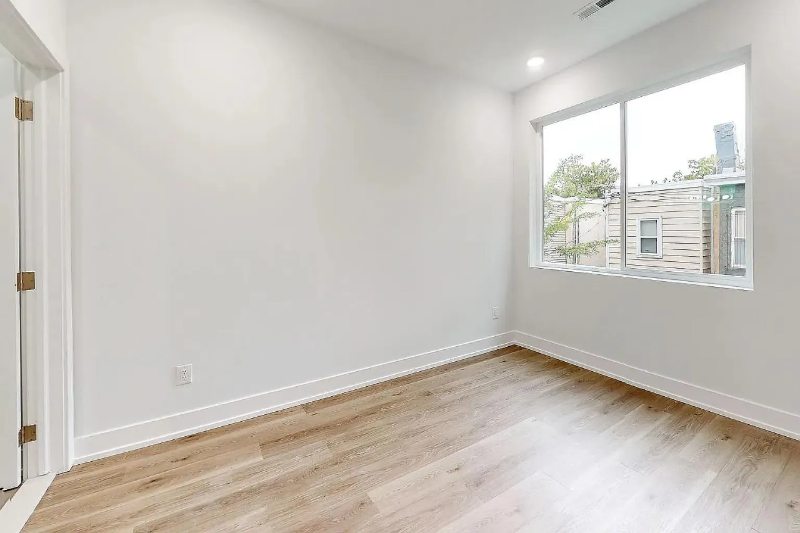 1726 W Susquehanna Ave - Photo 2 of 14