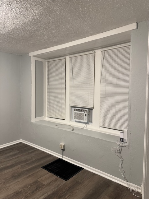 2120 E Linwood Blvd - Photo 7 of 12