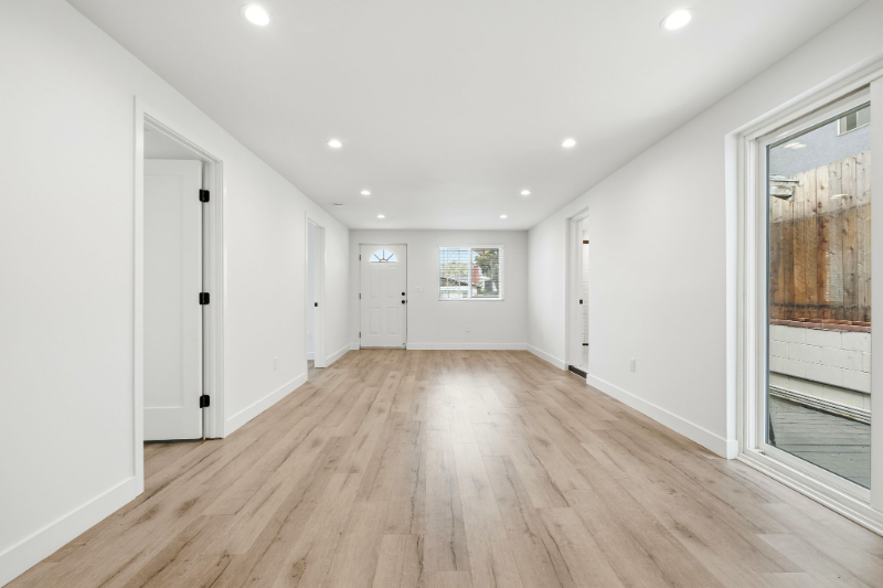 5549 Fulcher Ave #5549 - Photo 3 of 15