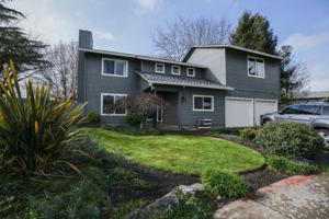 featured image of 1555 Southwest Gilson Court