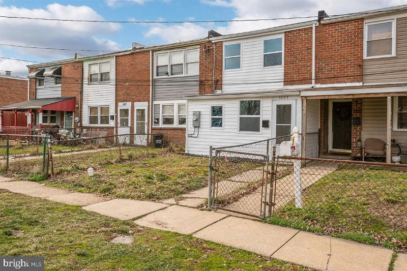 1003 Fredonia Ct - Photo 6 of 10