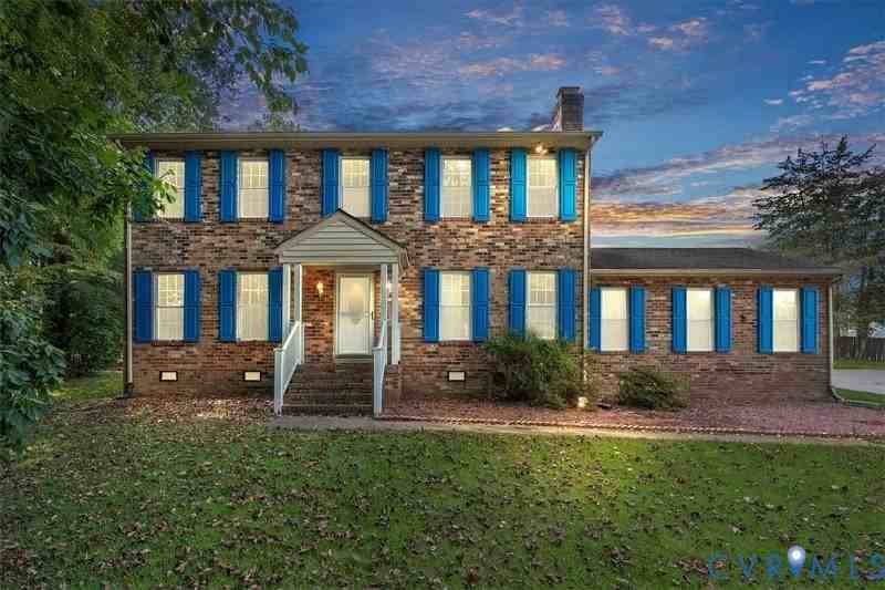 7141 Barkbridge Road - Photo 4 of 10