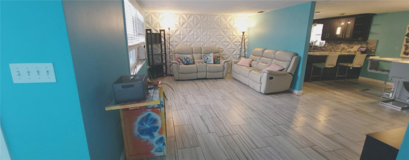 11241 Linden Lane - Photo 4 of 20