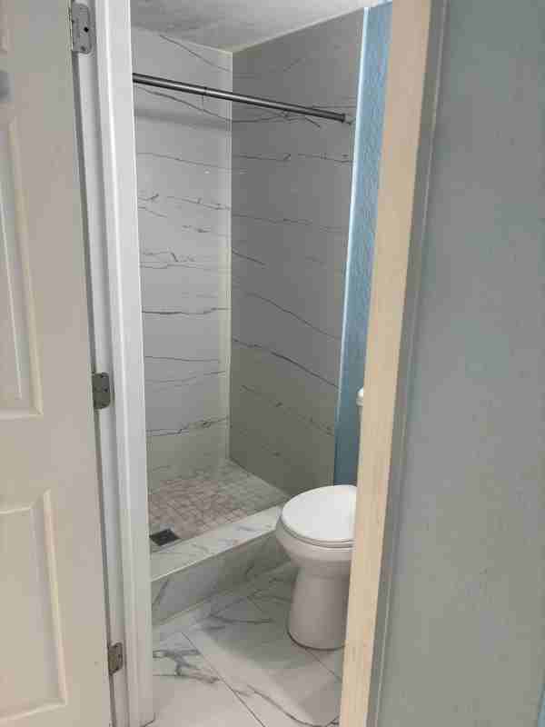 2025 56th Ave - Photo 5 of 9