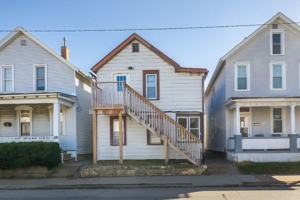 featured image of 1208 Rhomberg Avenue