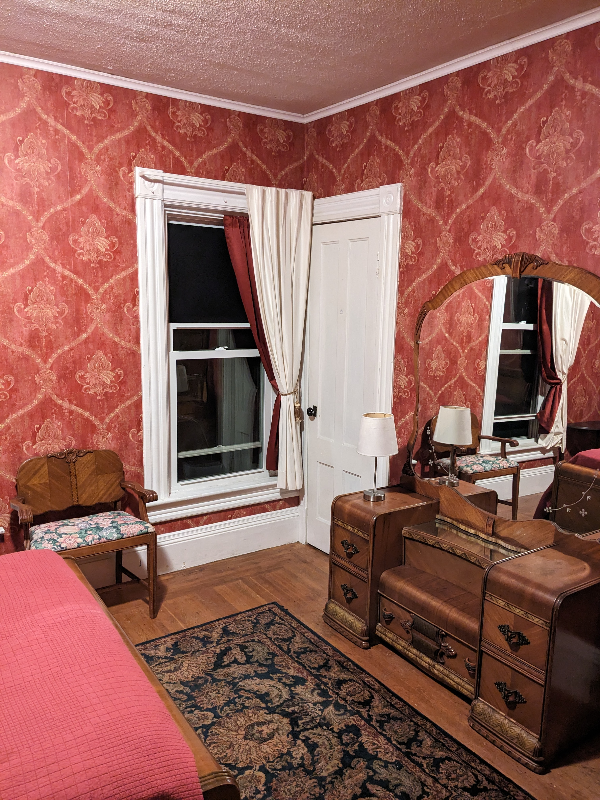 52 Fairfield Avenue - Photo 4 of 20