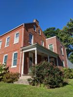 featured image of 134 North George Street #134