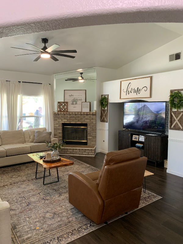 5886 W Menlo Ave - Photo 3 of 4