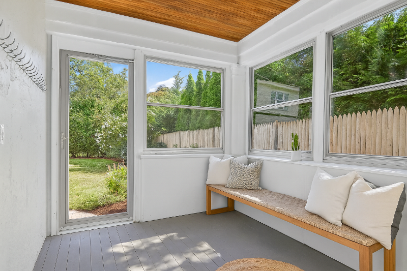 39 Twitchell Street - Photo 3 of 11