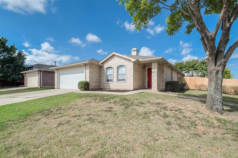 8732 Fox Meadow Way - Photo 4 of 16