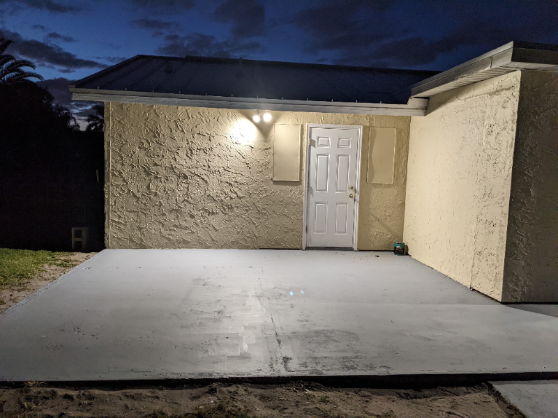 1341 Cindy Cir Ne - Photo 7 of 9