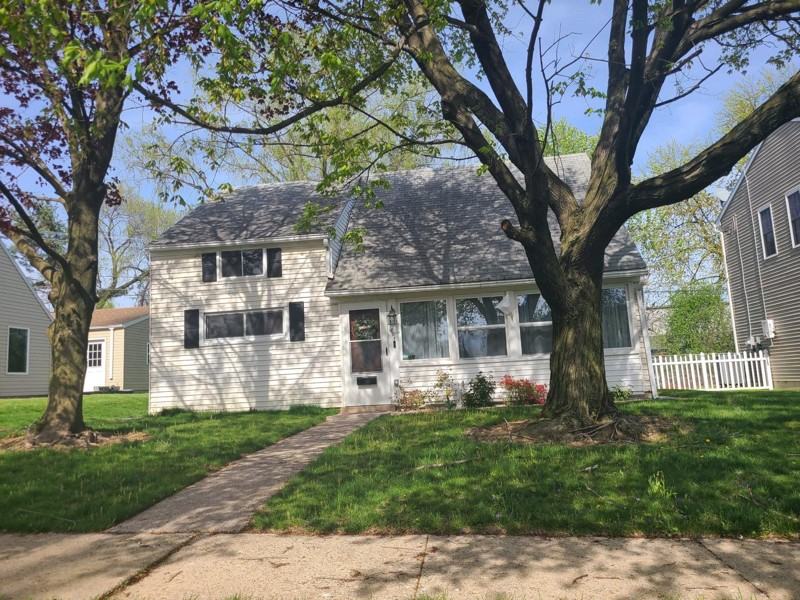 801 Las Vegas Dr - Photo 4 of 12