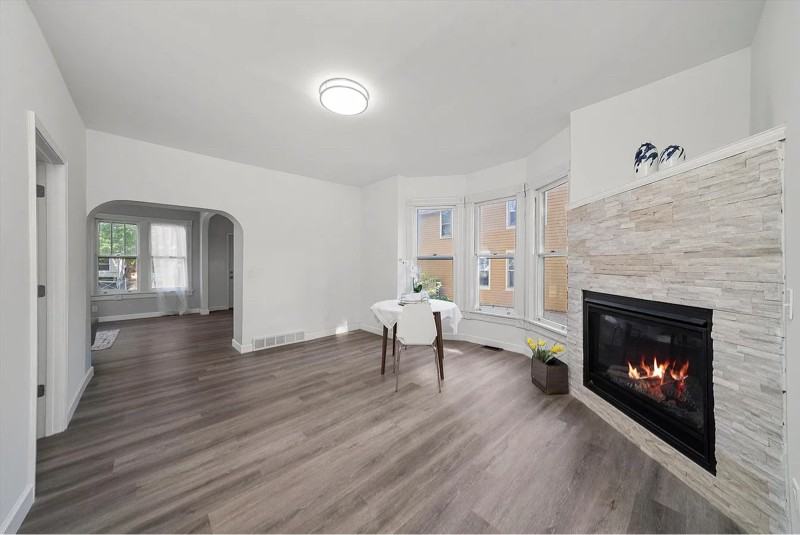 628 S Liberty St - Photo 5 of 17