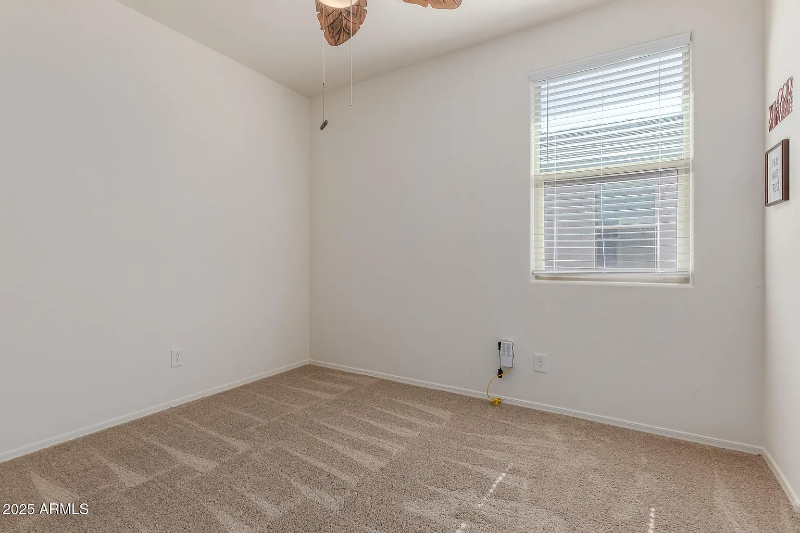 7224 W Puget Ave - Photo 6 of 12