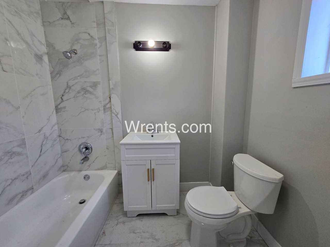 1327 E Bridgeport Ave - Photo 6 of 8