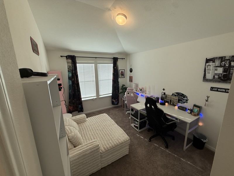 9802 Tarabon Drive - Photo 4 of 11