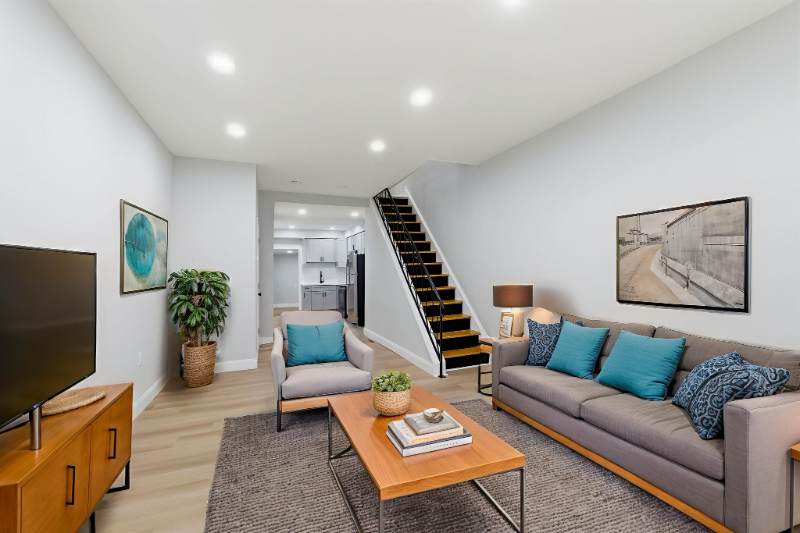 2125 N 28th St - Photo 3 of 20