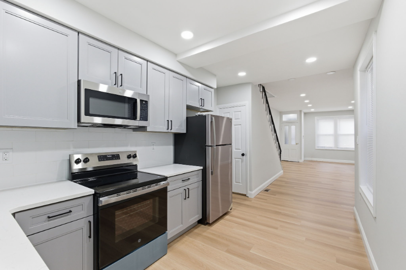 2125 N 28th St - Photo 7 of 20