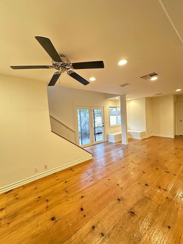 14 Tangerine - Photo 2 of 27