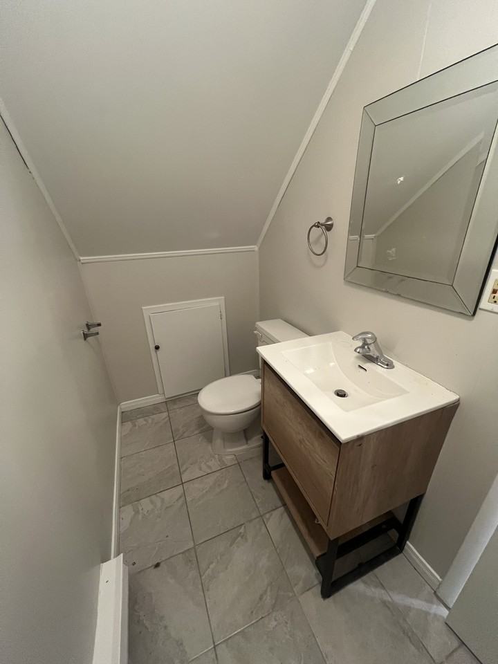 13 Ann St #4 - Photo 4 of 5