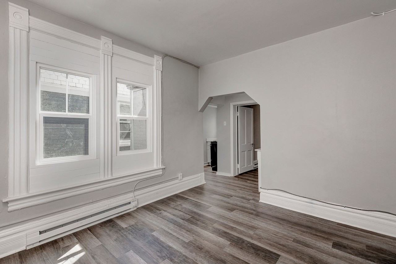 2141 N Lafayette St - Photo 5 of 14