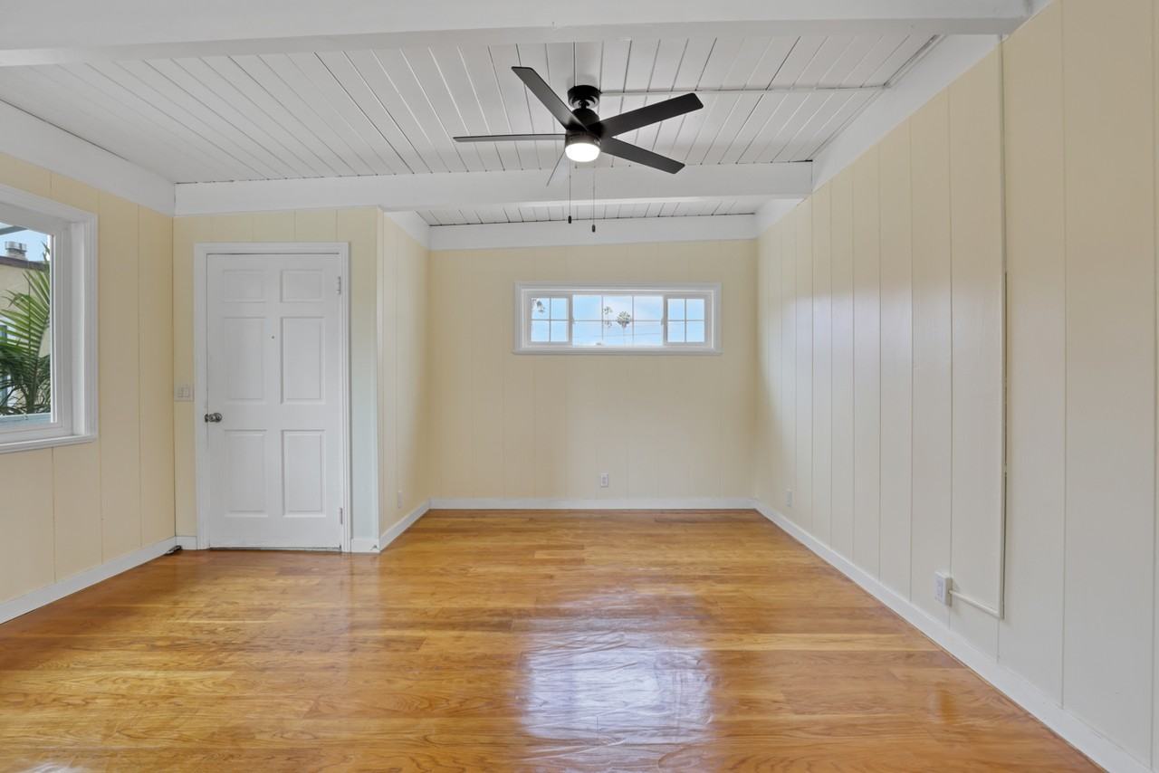 221 Avenida Monterey #D - Photo 2 of 12