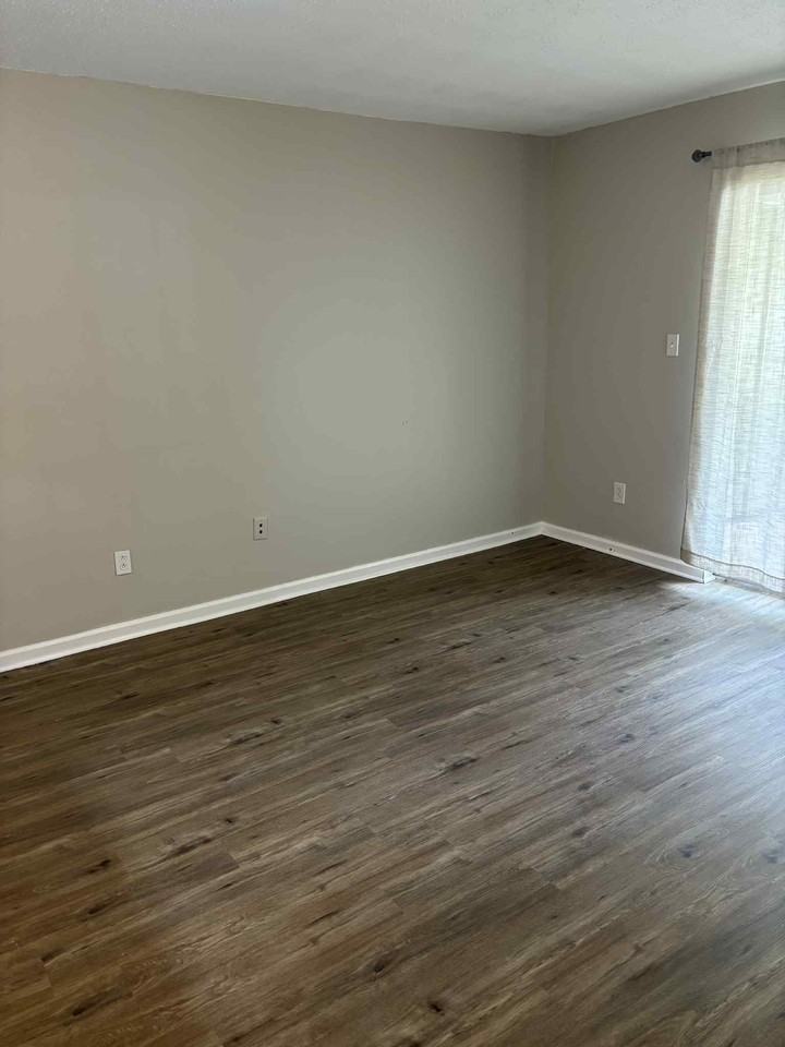 405 Skyview Dr #F - Photo 6 of 19