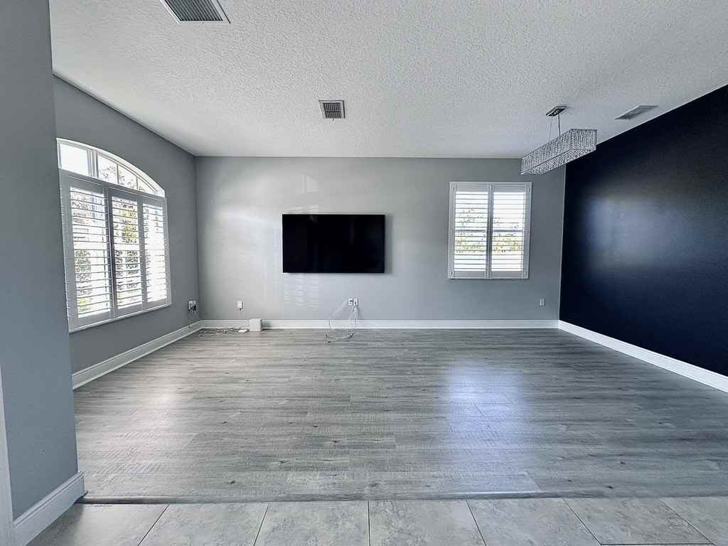 107 Monroe View Trl #NA - Photo 7 of 50