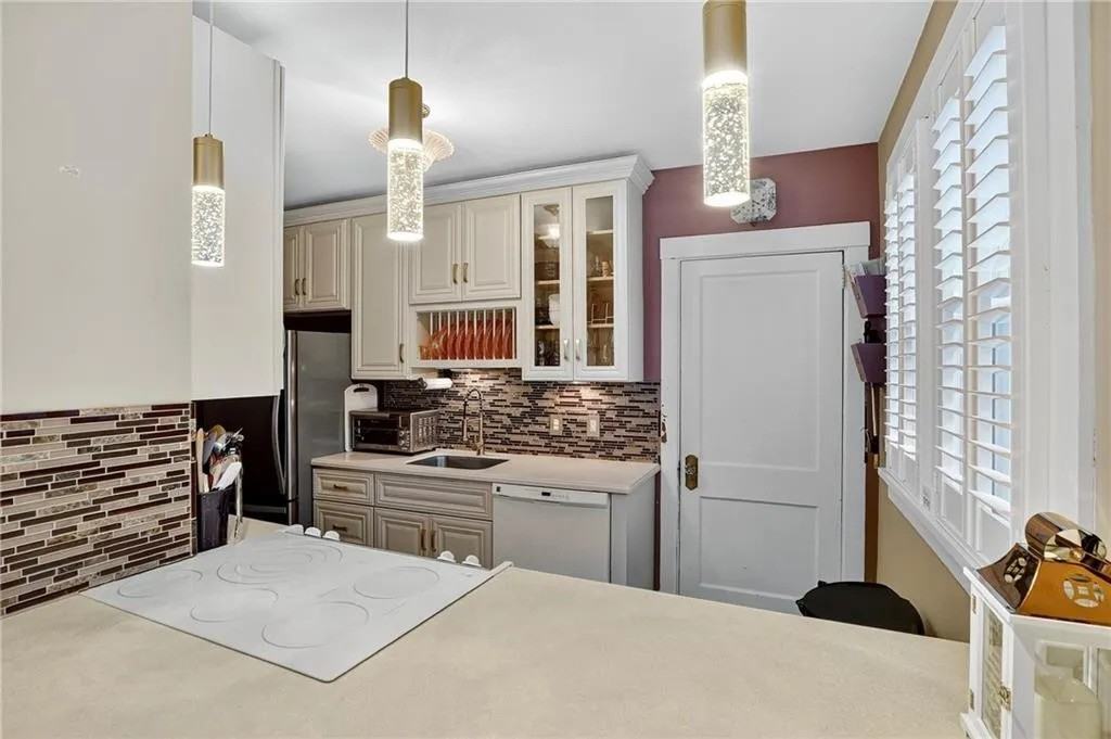 Beech Ave #1 - Photo 7 of 18