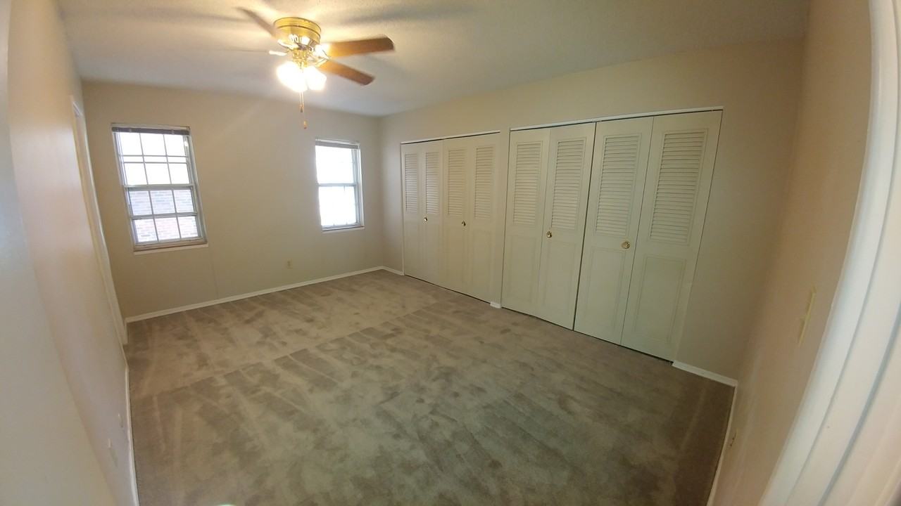 8516 W 85th St #8516 - Photo 7 of 19