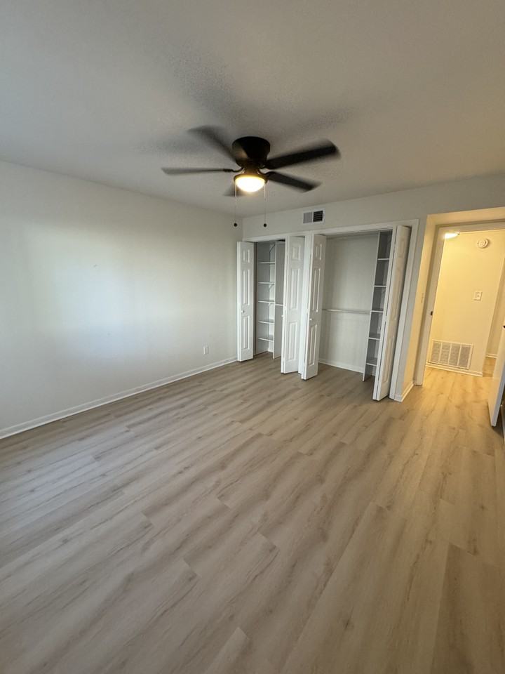 230 Wildwood Rd #103 - Photo 5 of 10
