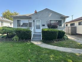 24924 Lexington Avenue #NA - Photo 1 of 1