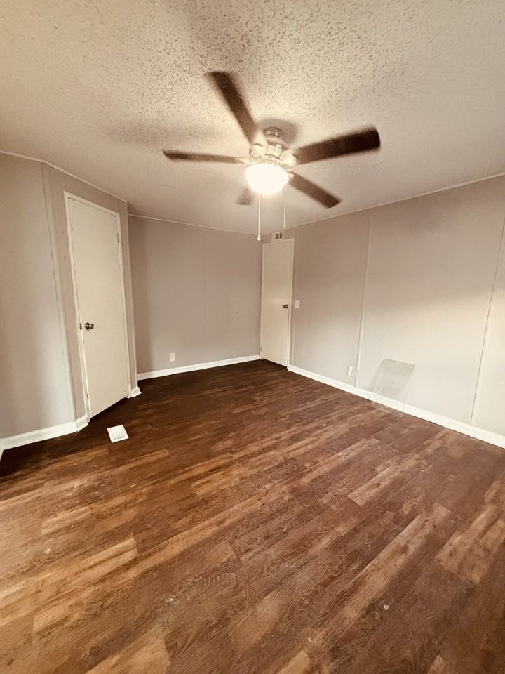 200 Raider Ln #NA - Photo 6 of 10