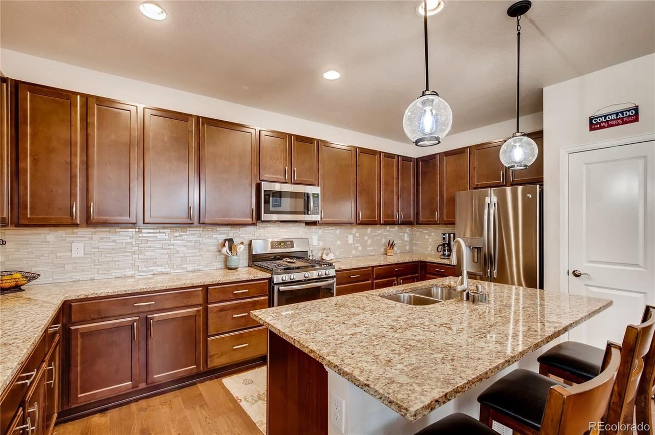 511 E Hinsdale Ave #NA - Photo 5 of 31