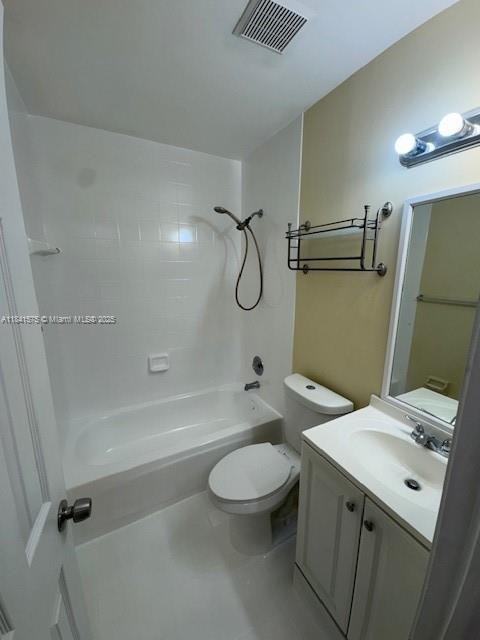 210 Riviera Circle #210 - Photo 3 of 20