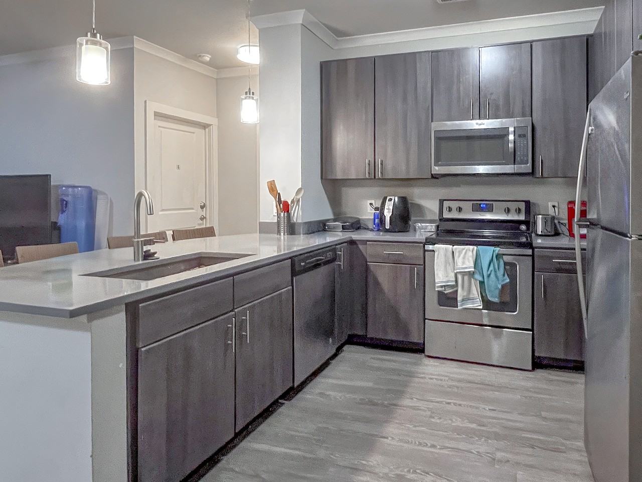 2100 Mac Davis Lane #727 - Photo 3 of 20