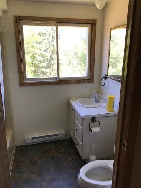 1002 Franklin St - Photo 5 of 8